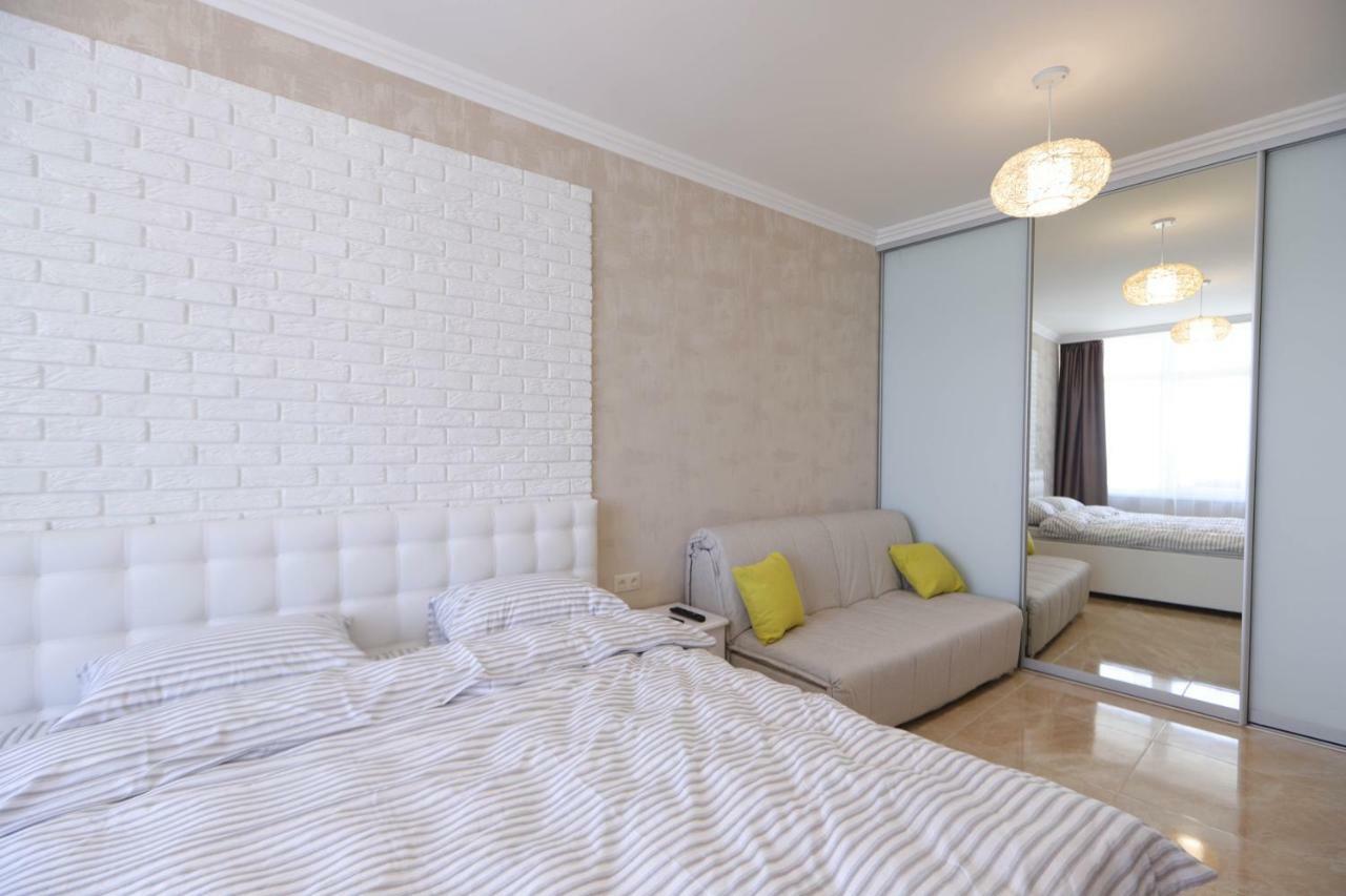 Arcadia New Apartments Odesa Exterior photo
